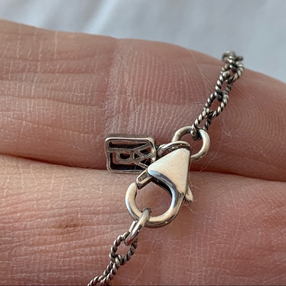 Waxing Poetic Jewelry Waxing Poetic Simple Twisted Design Link 8